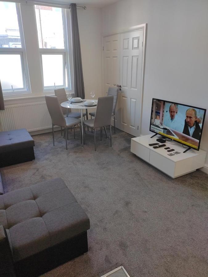 Top Quality Modern Southsea Garden Apartment Sleeps 4 People Portsmouth Exteriér fotografie