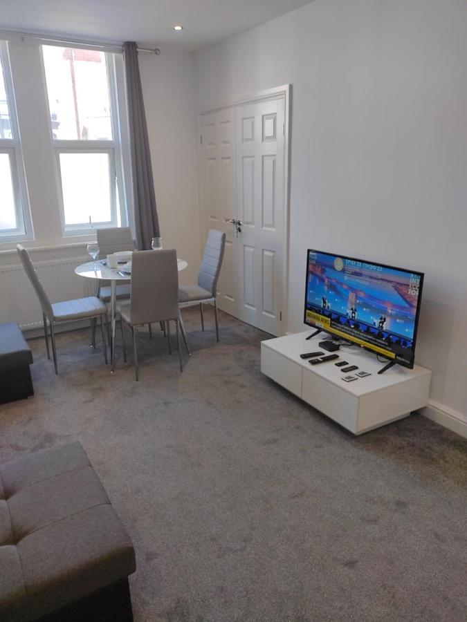 Top Quality Modern Southsea Garden Apartment Sleeps 4 People Portsmouth Exteriér fotografie