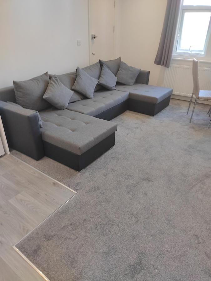 Top Quality Modern Southsea Garden Apartment Sleeps 4 People Portsmouth Exteriér fotografie