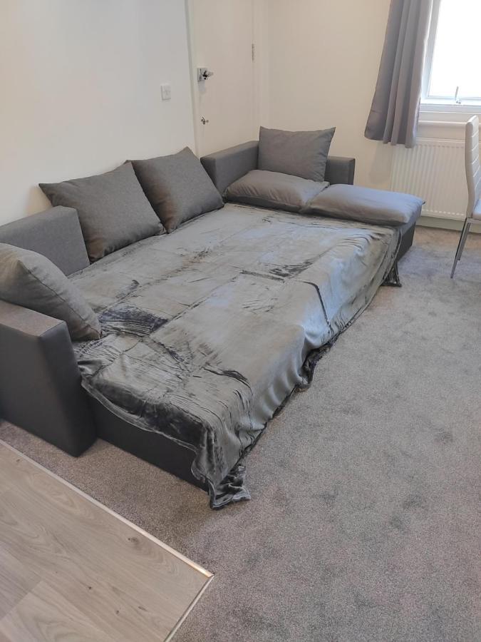 Top Quality Modern Southsea Garden Apartment Sleeps 4 People Portsmouth Exteriér fotografie